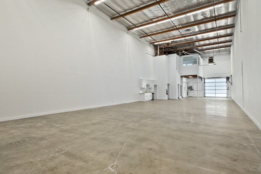 More Photos Of 8637-8649 Hayden Pl, Culver City Unknown For Lease