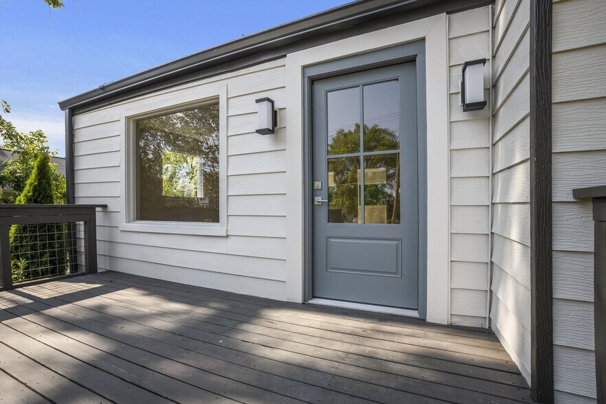 More Photos Of 1303 McGavock Pike, Nashville Storefront Retail Office For Sale