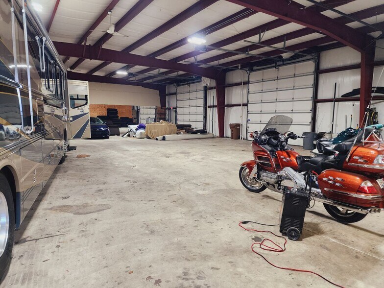 More Photos Of 23040 W Eames St, Channahon Industrial For Sale