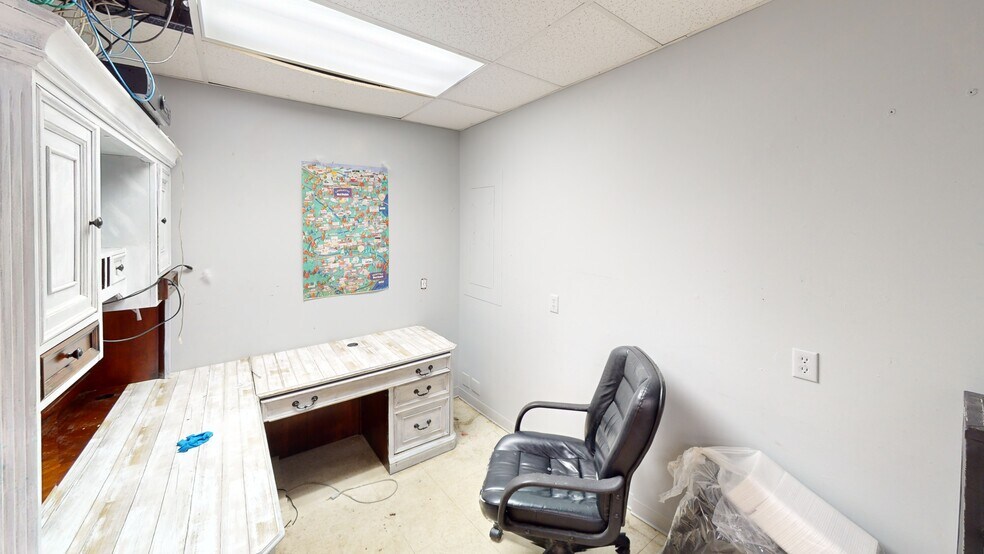 More Photos Of 7123 WV-152, Wayne General Retail For Sale