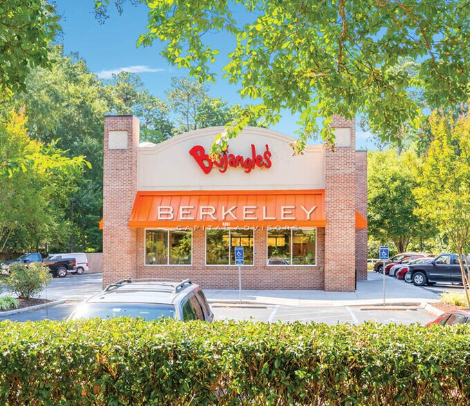 More Photos Of 3351 Commander Shepard Blvd, Hampton Fast Food For Sale