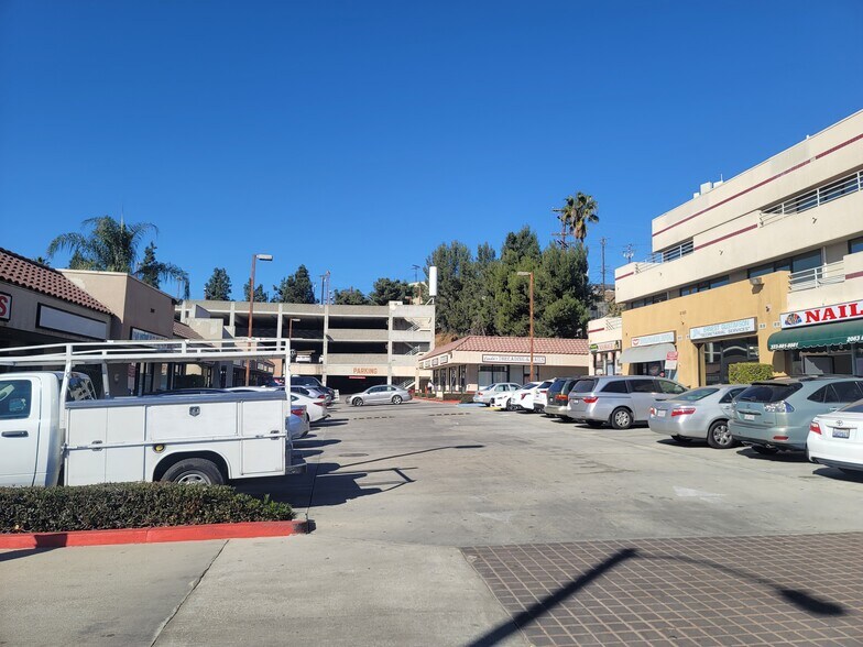 More Photos Of 2071 S Atlantic Blvd, Monterey Park General Retail For Sale
