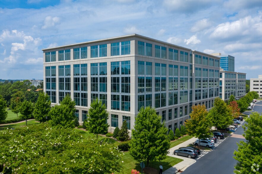 More Photos Of 11525 N Community House Rd, Charlotte Office For Lease
