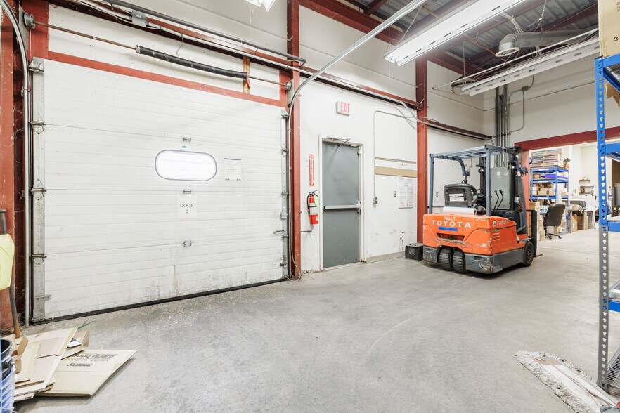 More Photos Of 6280 State Route 96, Farmington Freestanding For Lease