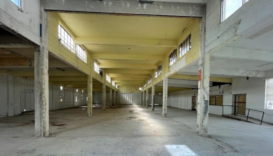 More Photos Of 6600 Harrisburg Blvd, Houston Storefront Retail Office For Lease