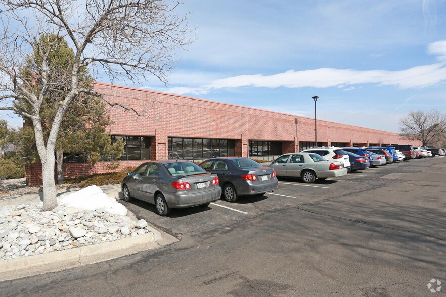 More Photos Of 6900 W Jefferson Ave, Lakewood Unknown For Lease