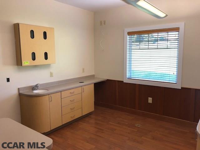 More Photos Of 2014 Sandy Dr, State College Medical For Lease