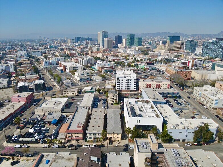 More Photos Of 827 S Carondelet St, Los Angeles Apartments For Sale