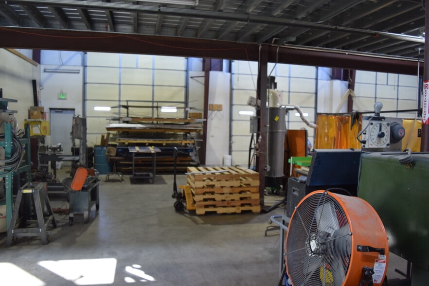 More Photos Of 2613 W 64th Ave, Denver Warehouse For Sale