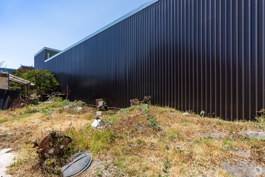 More Photos Of 2439 Adeline St, Oakland Religious Facility For Sale