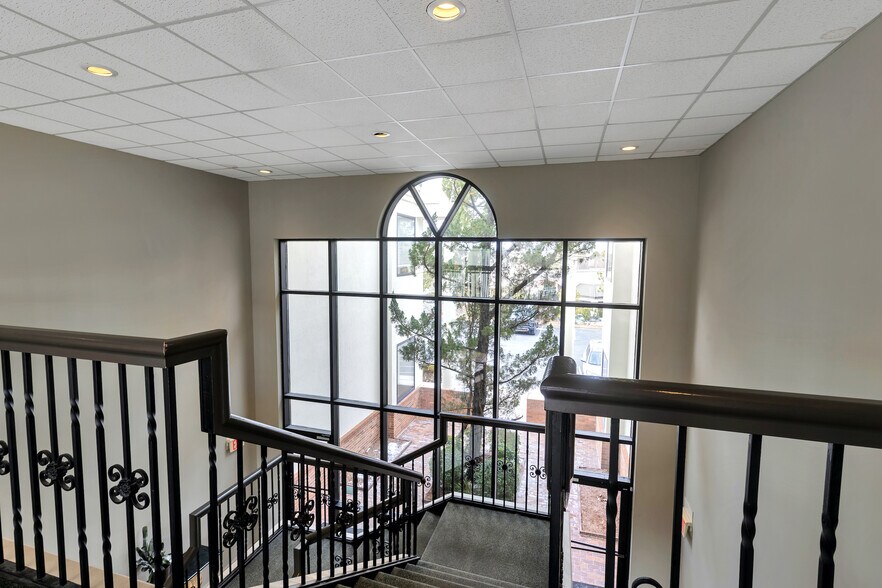 More Photos Of 2101 N Sardis Rd, Charlotte Office For Sale