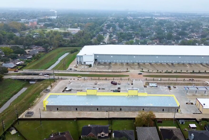More Photos Of 11537 Antoine Dr, Houston General Retail For Lease
