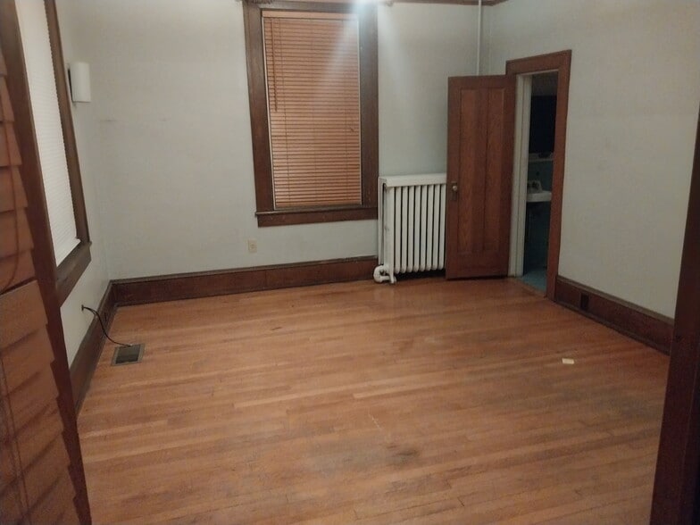 More Photos Of 2319 Avenham Ave SW, Roanoke Apartments For Sale