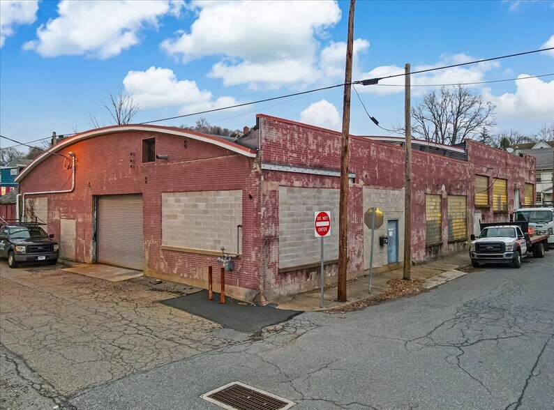 More Photos Of 530 S Main St, Bangor Manufacturing For Sale