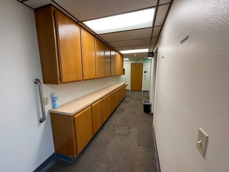 More Photos Of 3807 Union Ave, Bakersfield Medical For Lease