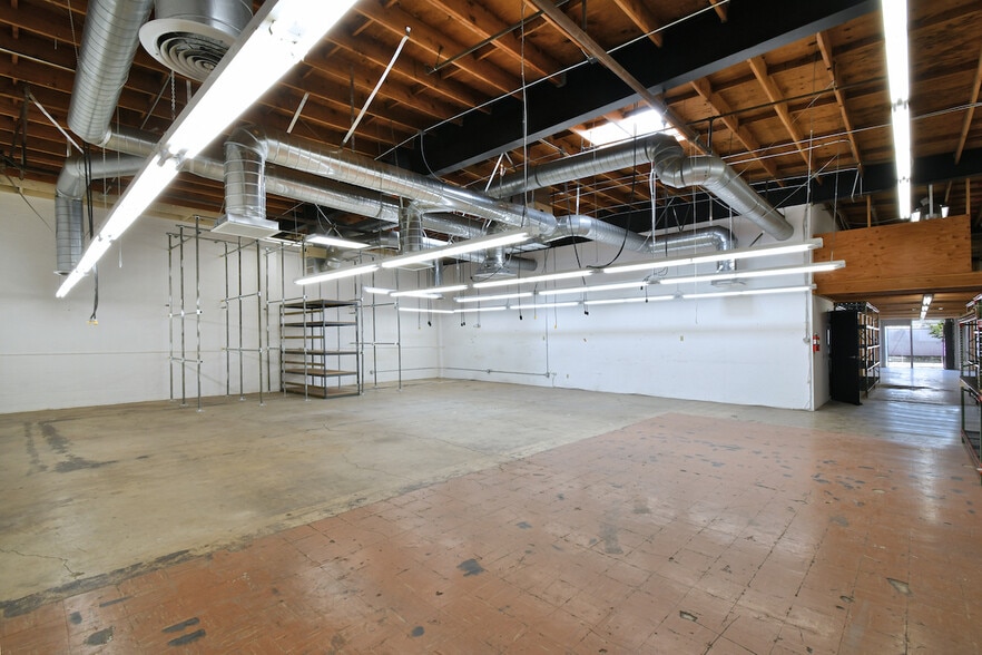 More Photos Of 1738-1740 Cordova St, Los Angeles Showroom For Lease
