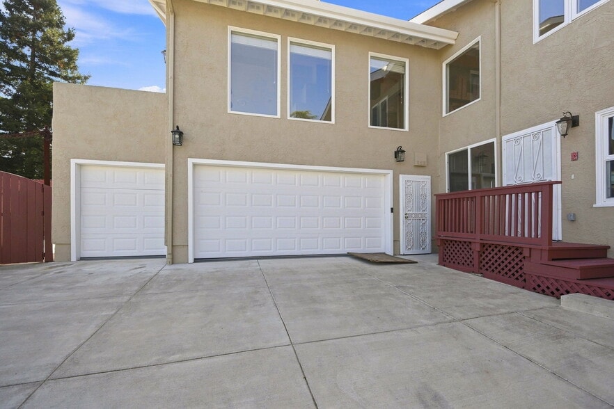 More Photos Of 1135 5th Ave, Crockett Apartments For Sale
