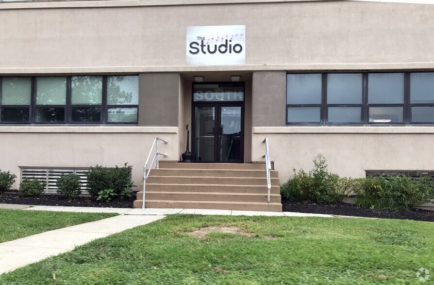 More Photos Of 780 Falcon Cir, Warminster Loft Creative Space For Lease
