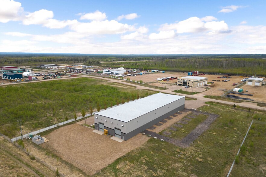 More Photos Of 340 Robertson Rd, Fort McMurray Warehouse For Sale