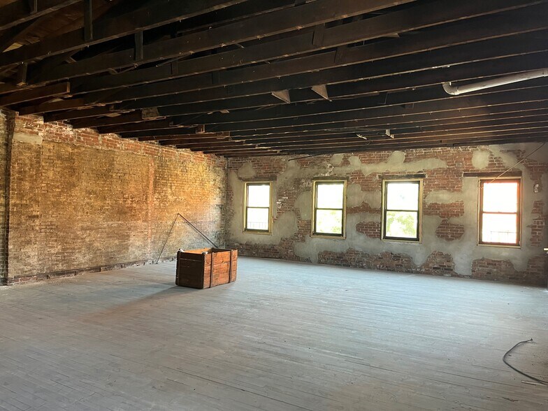 More Photos Of 103 Main St, Ansonia Office Residential For Sale