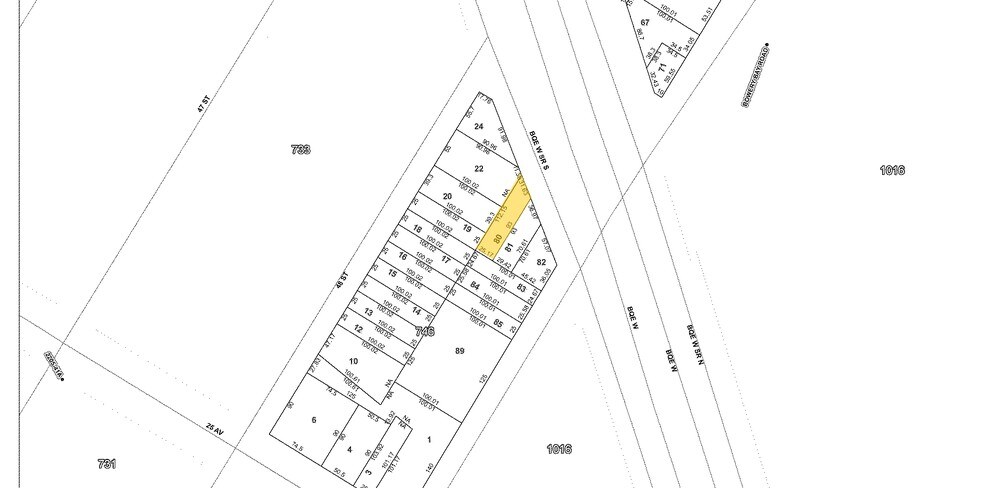 More Photos Of 2382 Brooklyn Queens Expy W, Astoria Light Manufacturing For Lease