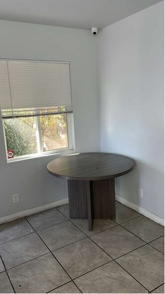 More Photos Of 3277 E St, San Diego Loft Creative Space For Lease