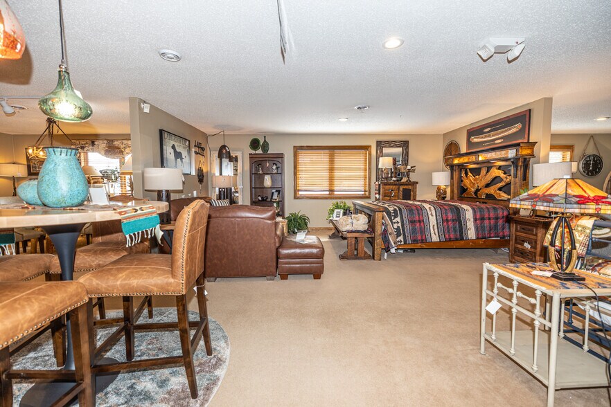 More Photos Of 7967 US Highway 51, Minocqua General Retail For Sale