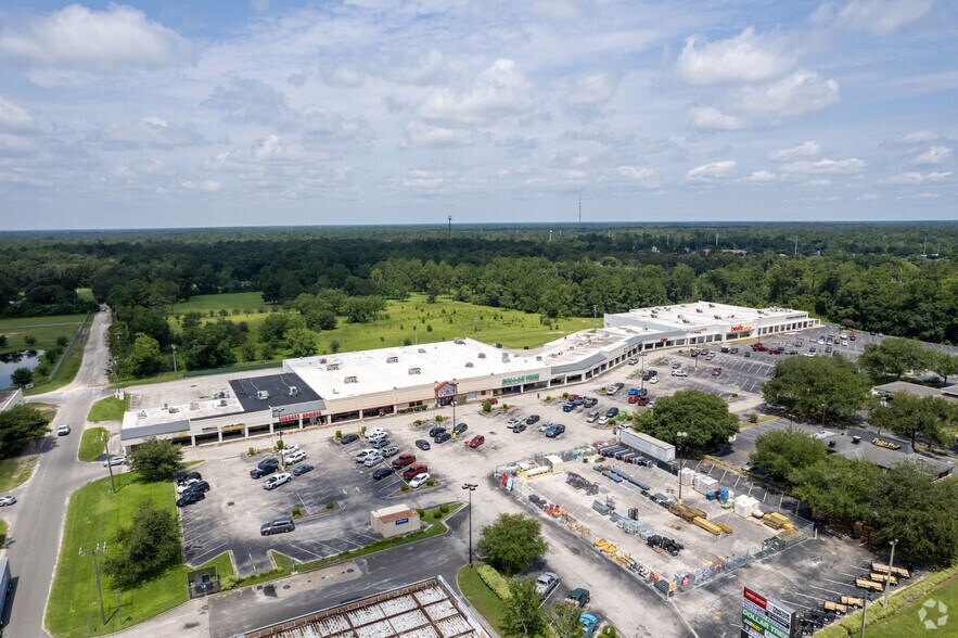 More Photos Of 1160-1186 6th St, Macclenny Unknown For Lease