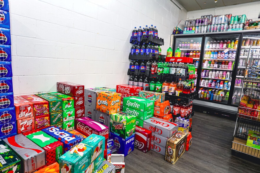 More Photos Of 9875 S Dixie Hwy, Erie Supermarket For Sale