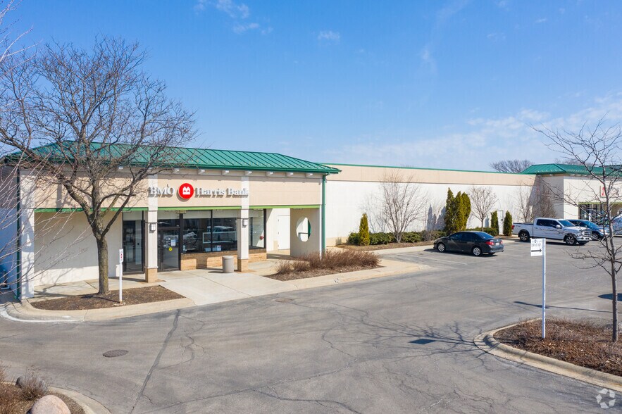 More Photos Of 648-678 N Northwest Hwy, Park Ridge Unknown For Lease