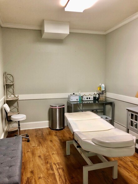 More Photos Of 152-200 Mine Lake Ct, Raleigh Loft Creative Space For Lease