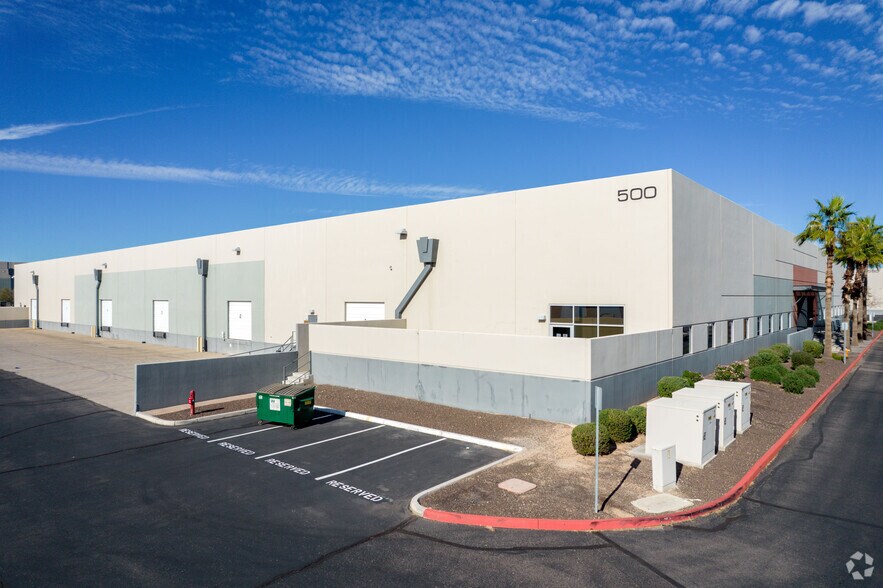 More Photos Of 500 N 54th St, Chandler Distribution For Lease