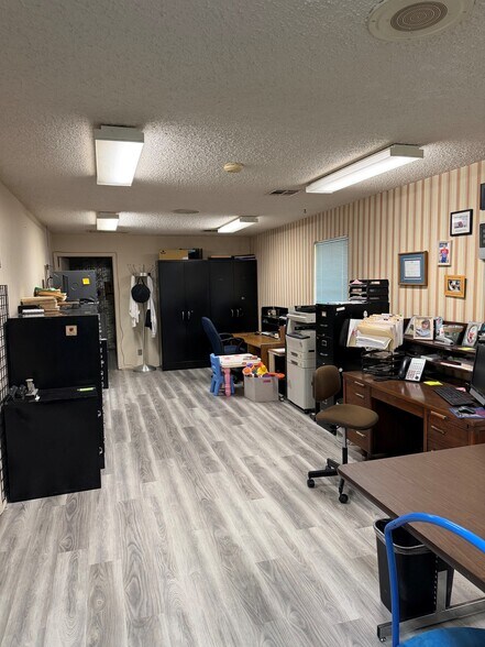 More Photos Of 2602 Chandler Rd, Muskogee Office For Sale