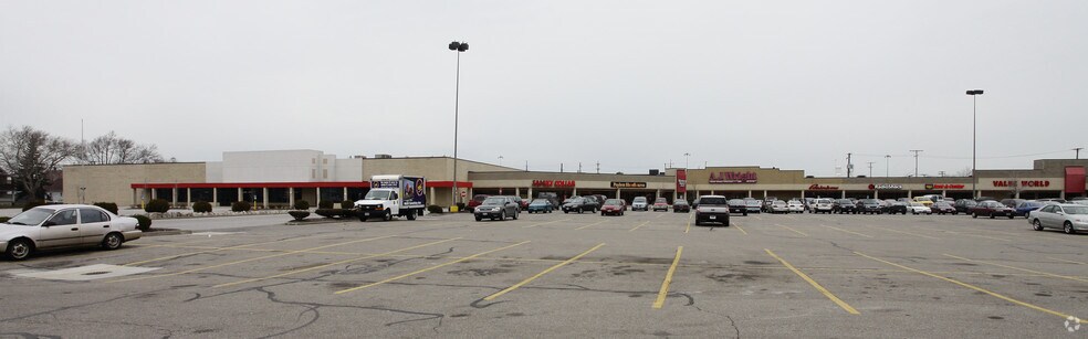 More Photos Of 10604-10950 Lorain Ave, Cleveland Unknown For Lease