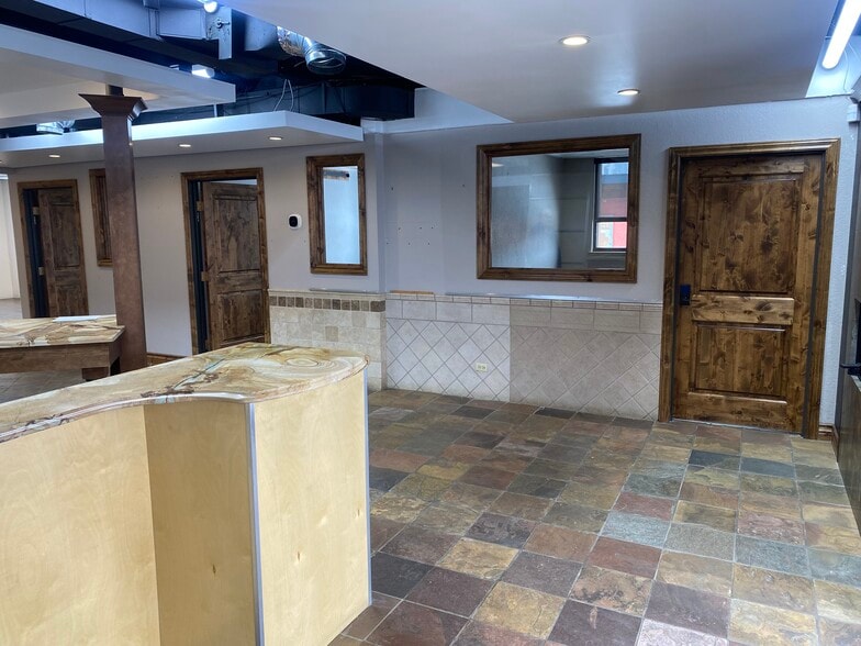 More Photos Of 601 S Jason St, Denver Warehouse For Lease