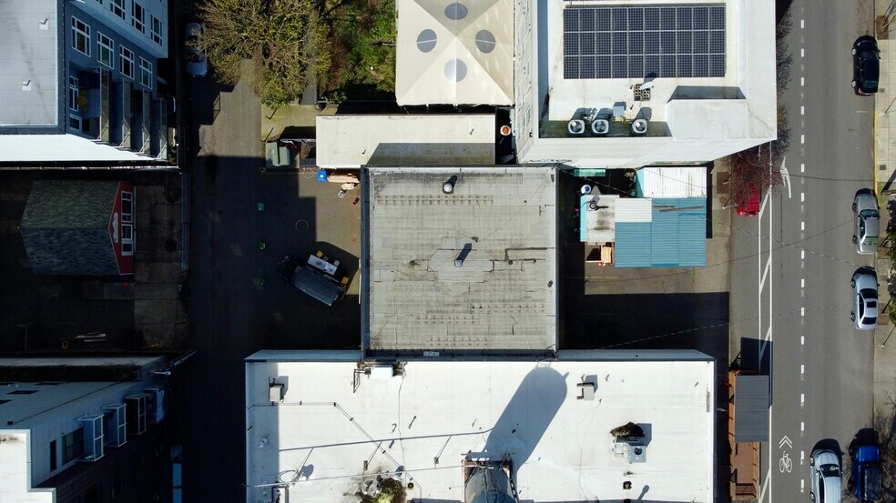 More Photos Of 3925-3929 N Williams Ave, Portland Freestanding For Sale