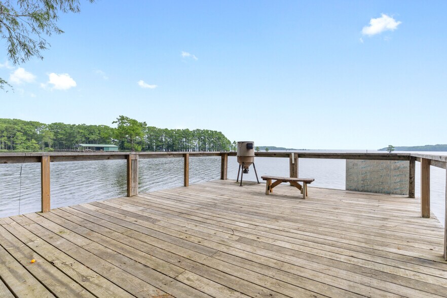 More Photos Of 7415 N State Line Rd, Karnack Trailer Camper Park For Sale