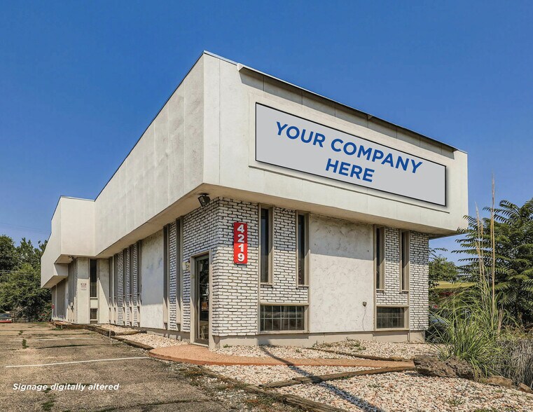 Primary Photo Of 4219 S Broadway, Englewood Medical For Sale