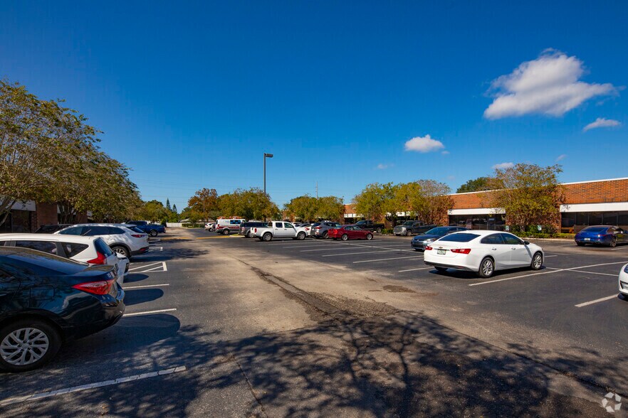 More Photos Of 4515 George Rd, Tampa Unknown For Lease