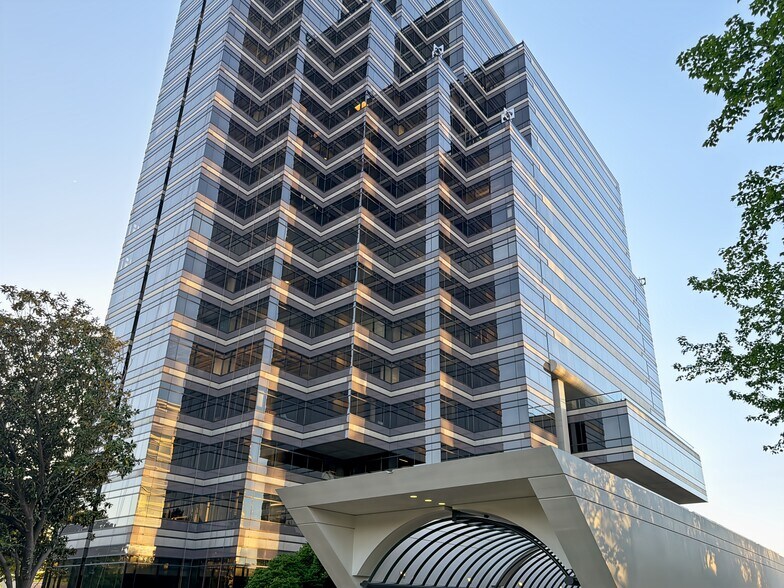More Photos Of 3350 Riverwood Pkwy SE, Atlanta Coworking Space