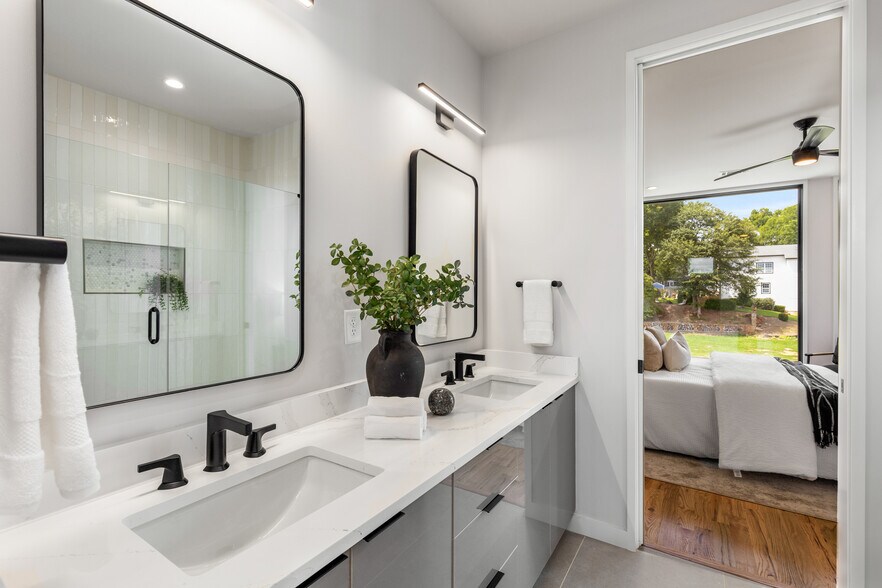 More Photos Of 105 Georgia Ave SE, Atlanta Apartments For Sale