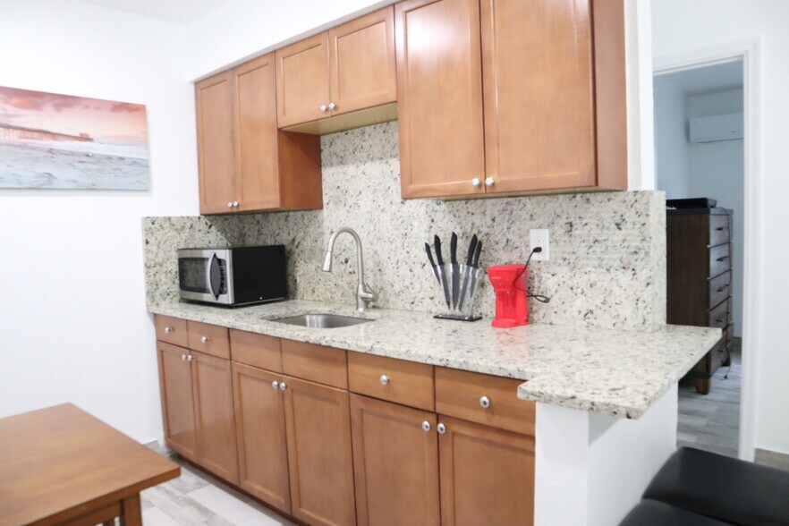 More Photos Of 101-107 Tacoma Ln, West Palm Beach Apartments For Lease