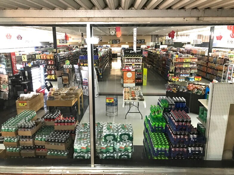More Photos Of 602 E Main St, Cridersville General Retail For Sale