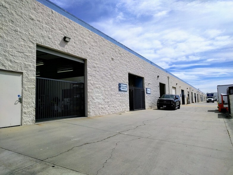 More Photos Of 1600 Chico Ave, South El Monte Warehouse For Lease
