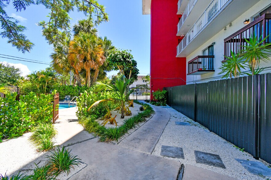 More Photos Of 2520 N Andrews Ave, Wilton Manors Apartments For Sale