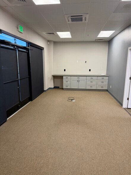 More Photos Of 2578 S Curry St, Carson City Freestanding For Lease
