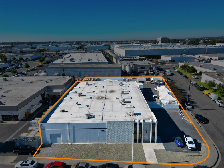 More Photos Of 1199 N Grove St, Anaheim Warehouse For Sale