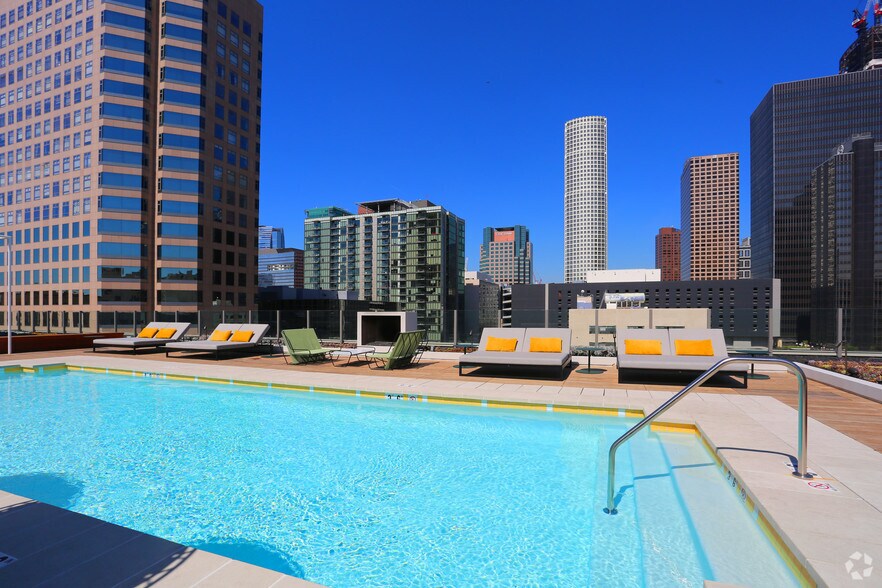 More Photos Of 750 S Grand Ave, Los Angeles Apartments For Lease