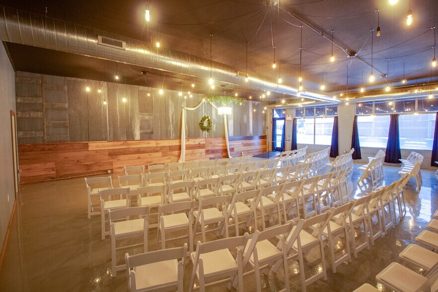 More Photos Of 309 N State St, Jerseyville Coworking Space