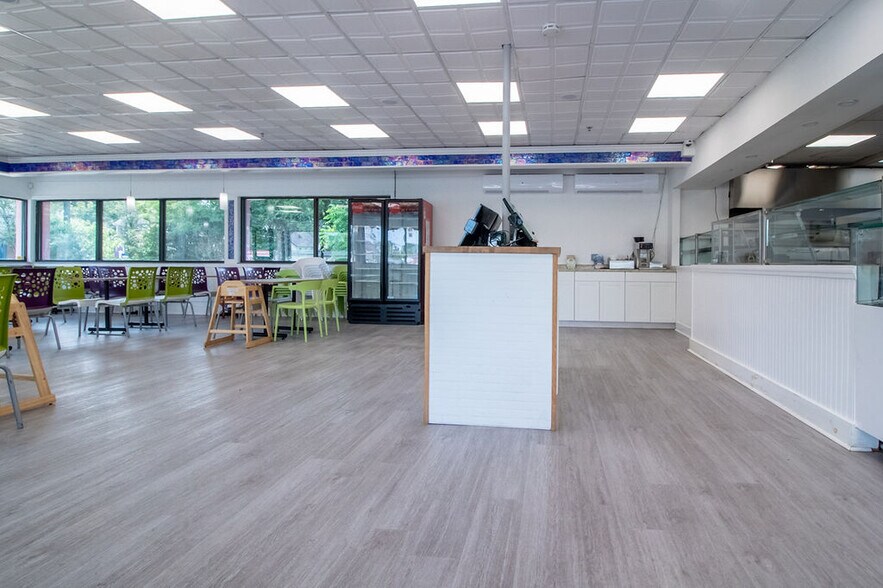 More Photos Of 127 S Main St, Ellenville Fast Food For Sale